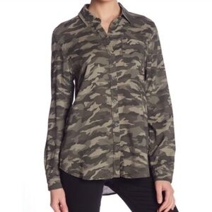 Beach Lunch Lounge Camo Army Print Shirt Small